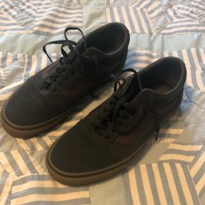 Vans Mens 10.5 shoes